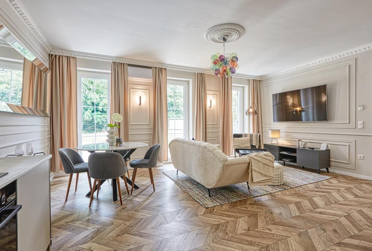 The Doors Luxury Apartment Mosonmagyaróvár Eksteriør bilde