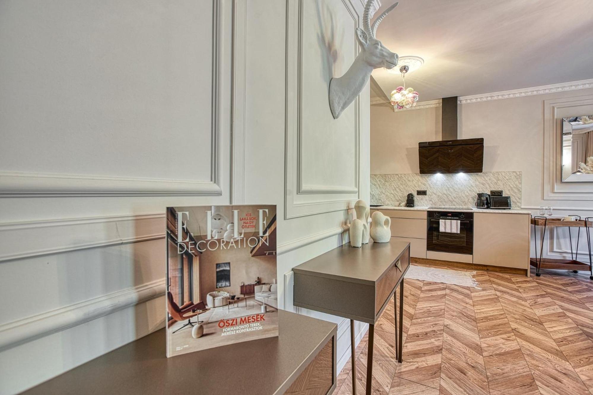 The Doors Luxury Apartment Mosonmagyaróvár Eksteriør bilde