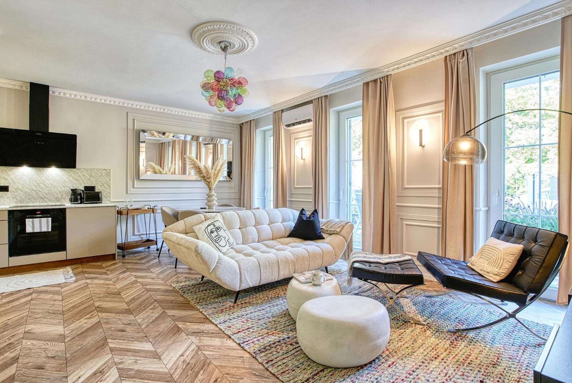 The Doors Luxury Apartment Mosonmagyaróvár Eksteriør bilde