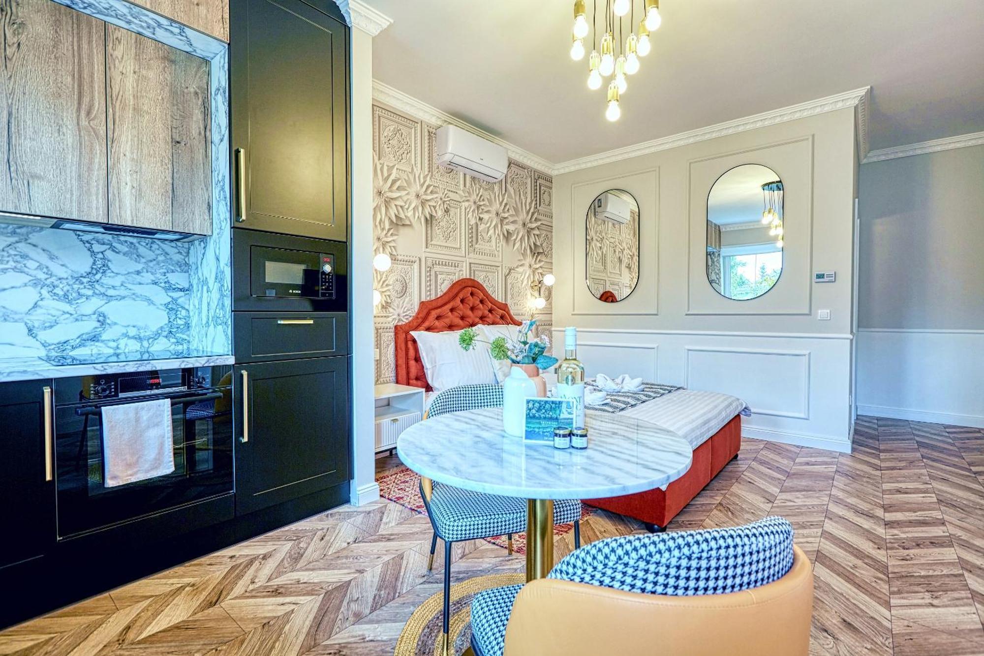 The Doors Luxury Apartment Mosonmagyaróvár Eksteriør bilde